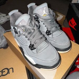 Air Jordan 4 Retro GS 'Cool Grey'
